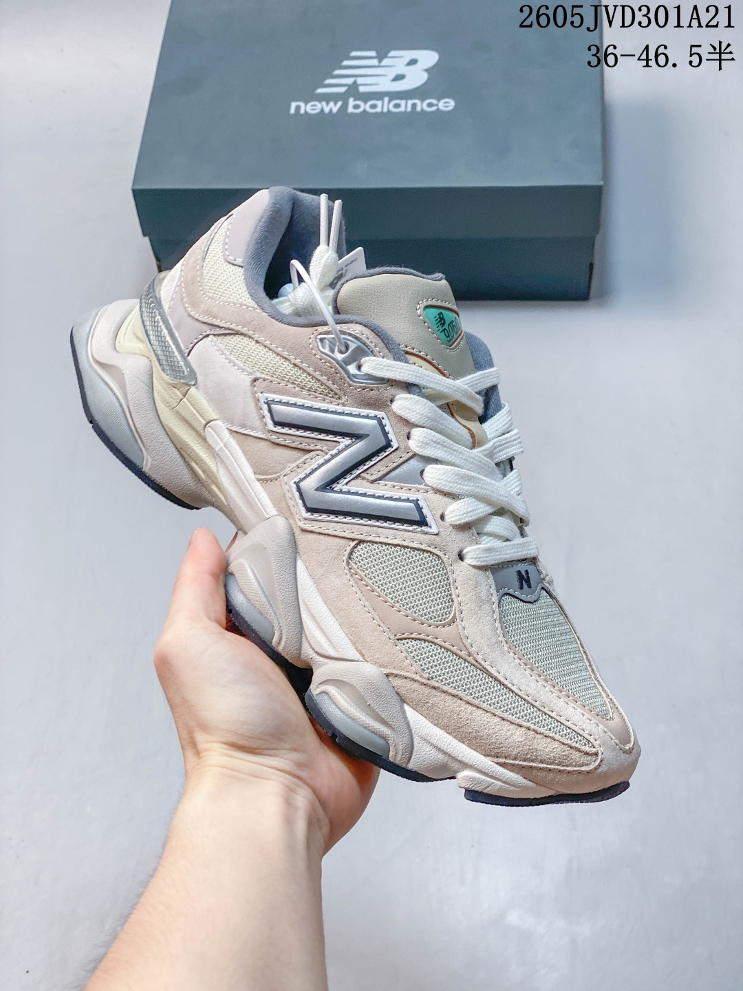 New Balance/新百伦 男女鞋真标半码制,升级原楦原纸版数据开发版型,采用绒面革拼接透气网眼衬垫织物鞋面材质,T-Beam大底提供足步弓支撑,保持步态稳定,后跟搭载外露缓震胶❗️1906 新版本彰显复古 Y2K 气息!再度联名波士顿知名鞋店Concepts x NB新百伦New Balance 1906U"Hours And Days"系列低帮复古老爹风休闲运动慢跑鞋“ 类型:男女鞋 JHD301A21