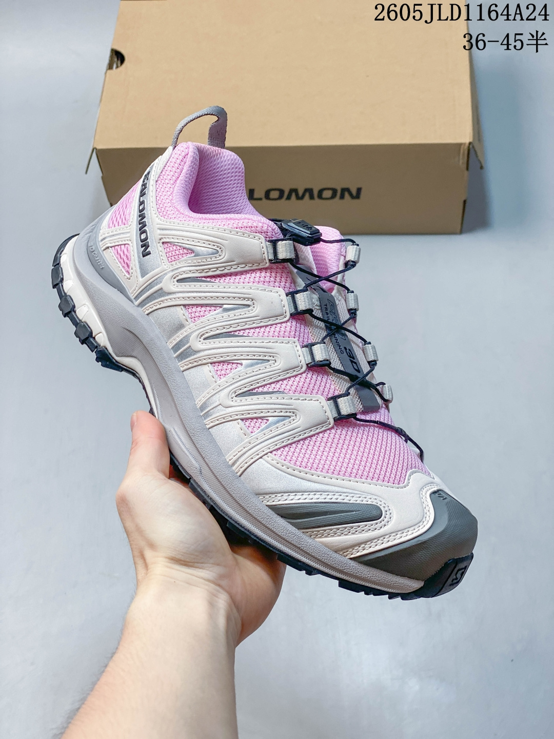 SALOMON × atoms pink XA PRO 3D 樱花 百搭舒适通勤 透气 低帮 户外功能鞋 粉灰色 主货号479886 尺码36-45 05JLD1164A24 image 1