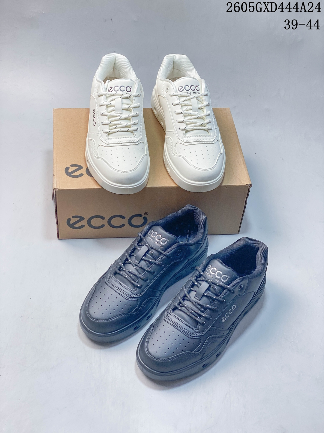 ECCO/ 雅仕系列 头层小牛皮 休闲运动跑鞋/休闲鞋 透气舒适 经典和现代工艺品质融合 PU一体成型大底 独特制鞋工艺 舒适百搭…… 【运动尺码：39一44】 05GXD444A24 image 1