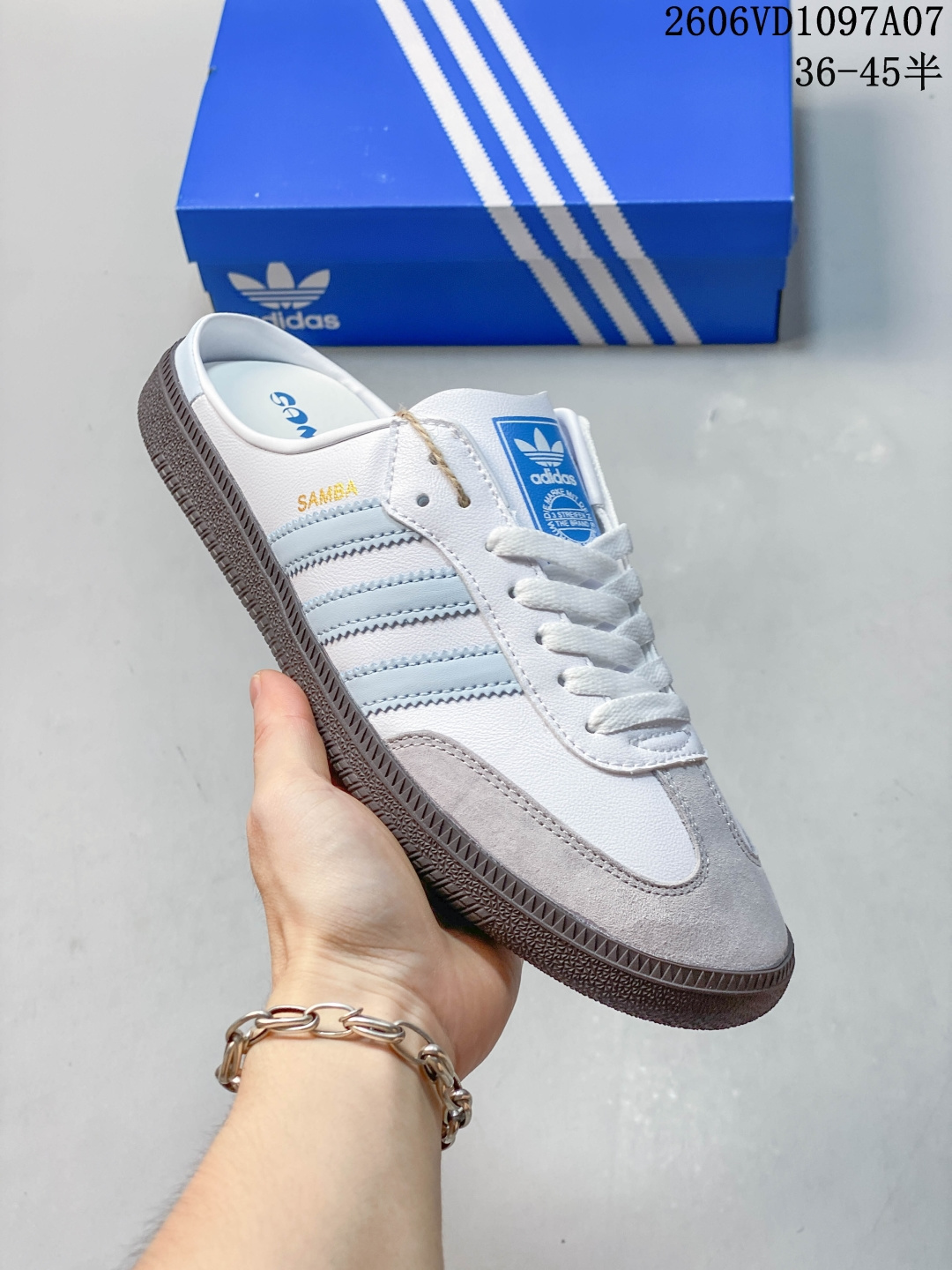 Adidas Samba Og Mule W Taglia:36-45 #ZKAY14260608
06VD1097A07