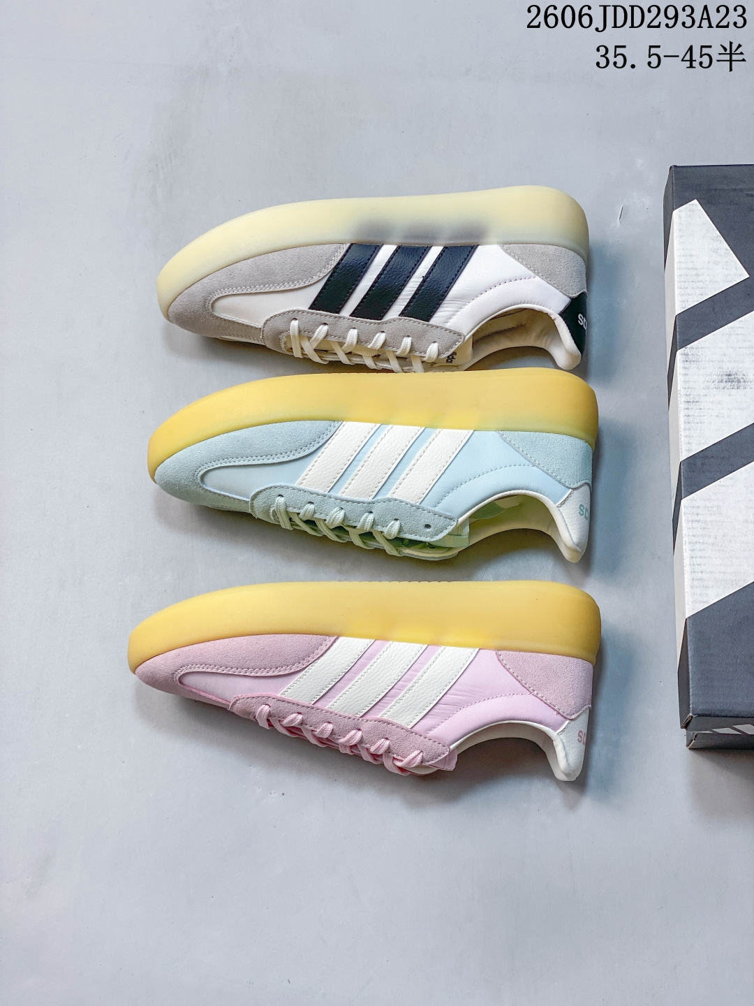 Adidas BARREDA DECODE 果冻T头鞋 板鞋德训鞋男女轻运动鞋 货号:JQ6673 尺码:36 36.5 37 38 38.5 39 40 40.5 41 42 42.5 43 44 45 编号：105920 06JJD293A23 image 1