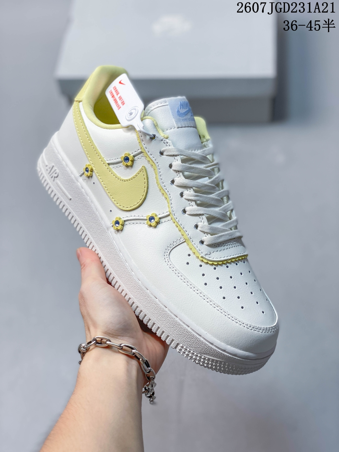 Nike Air Force 1 AF1 低帮 空军一号休闲板鞋 712110RRY半 36-45 07JGD231A21 image 1