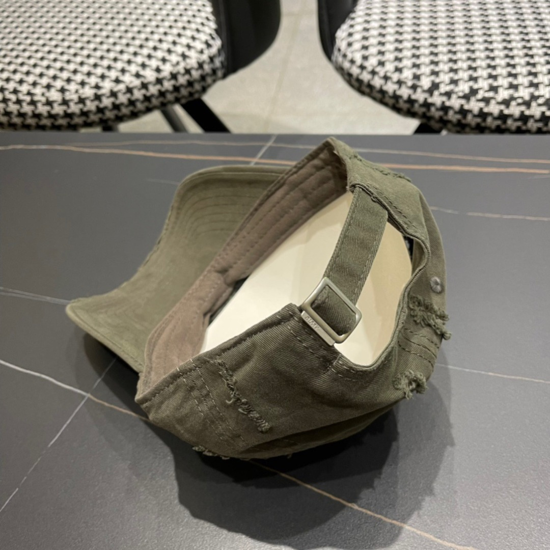  春夏新款 蒙口MONCLER破洞棒球帽，年轻时尚潮人穿搭色系，视觉效果超强，好看有质感！