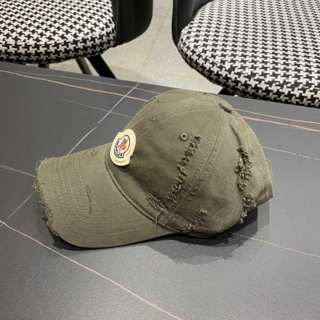  春夏新款 蒙口MONCLER破洞棒球帽，年轻时尚潮人穿搭色系，视觉效果超强，好看有质感！