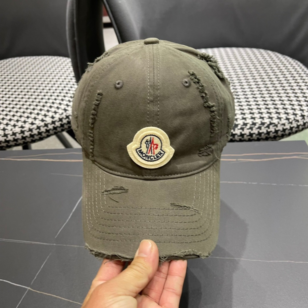  春夏新款 蒙口MONCLER破洞棒球帽，年轻时尚潮人穿搭色系，视觉效果超强，好看有质感！