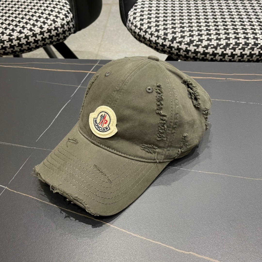  春夏新款 蒙口MONCLER破洞棒球帽，年轻时尚潮人穿搭色系，视觉效果超强，好看有质感！