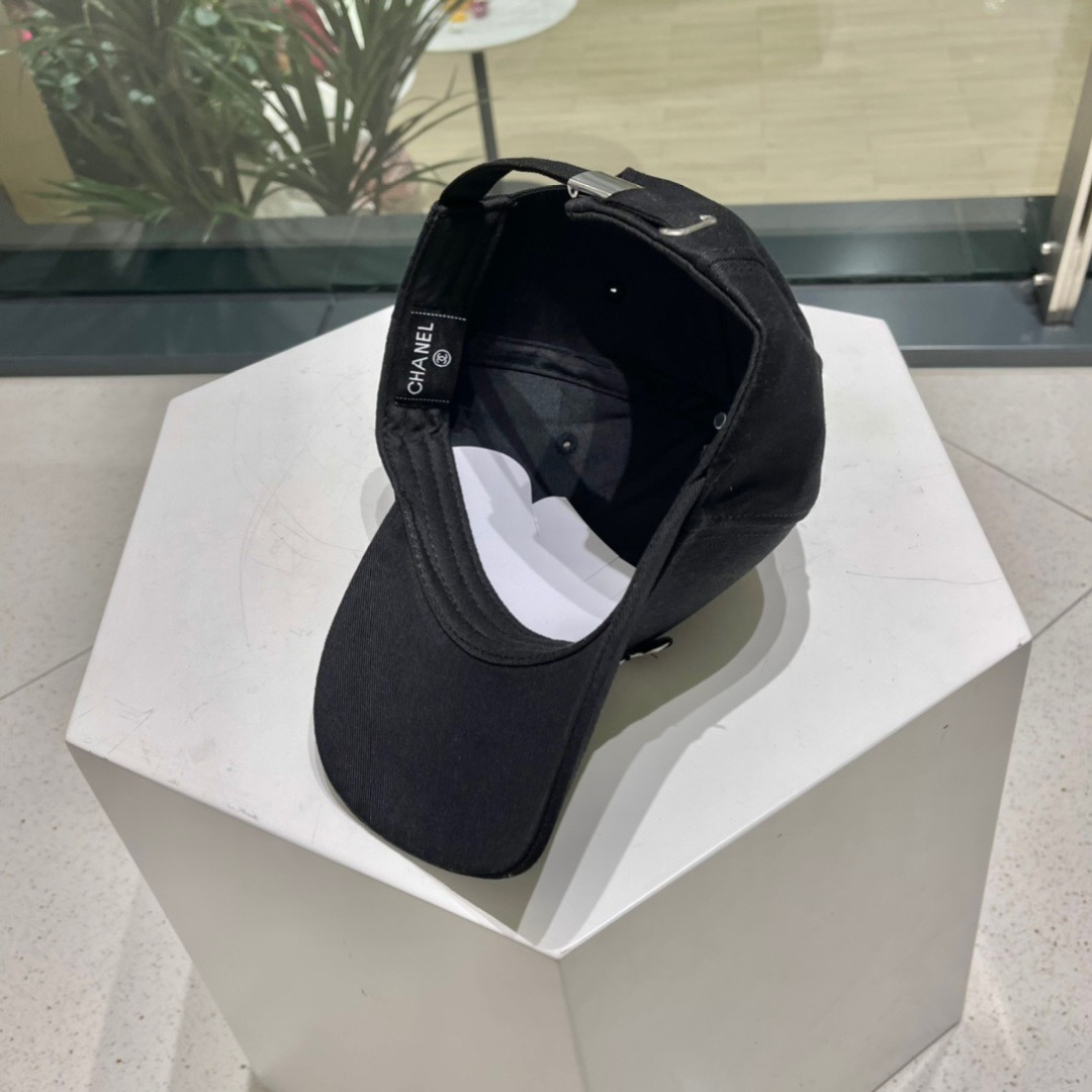   Chanel香奈儿新款鸭舌帽，高品质棒球帽，黑 白米三色，头围57cm左右
