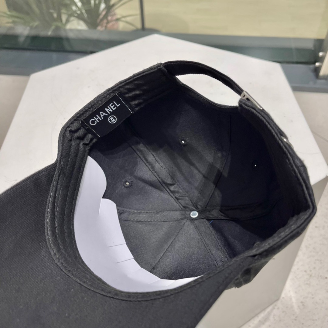   Chanel香奈儿新款鸭舌帽，高品质棒球帽，黑 白米三色，头围57cm左右