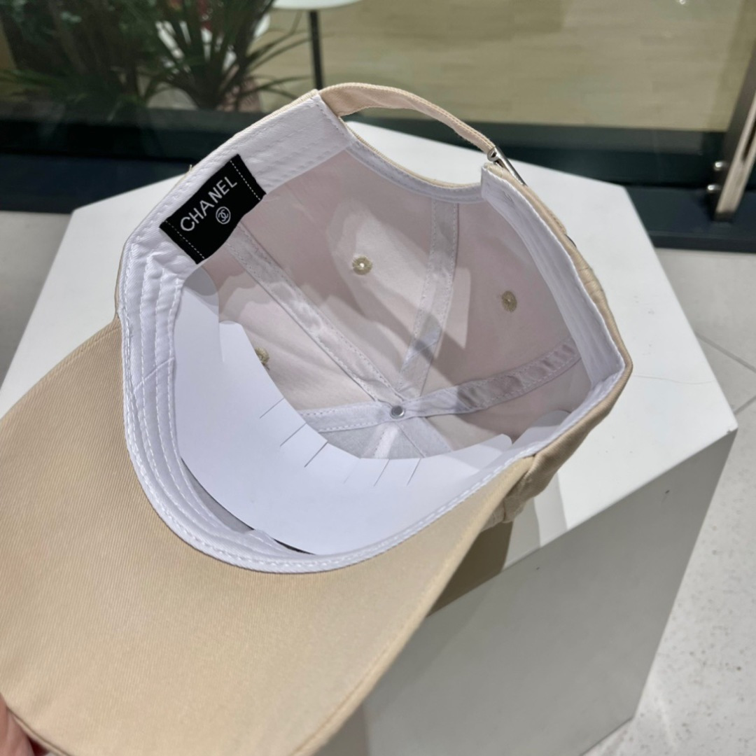   Chanel香奈儿新款鸭舌帽，高品质棒球帽，黑 白米三色，头围57cm左右