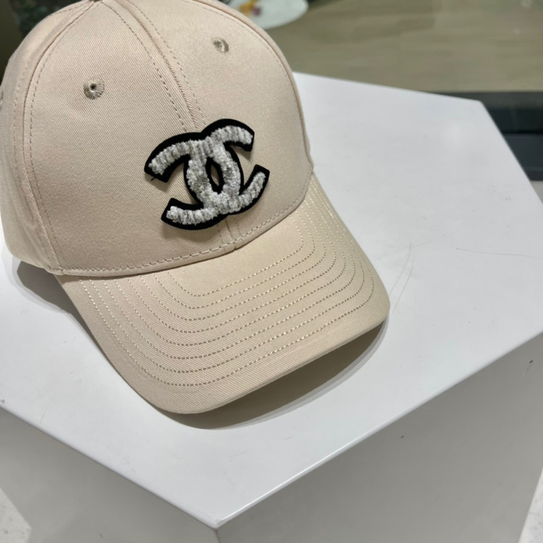   Chanel香奈儿新款鸭舌帽，高品质棒球帽，黑 白米三色，头围57cm左右