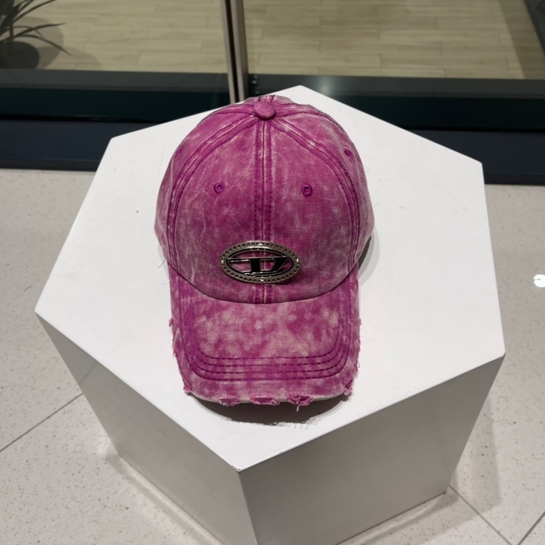  Diesel 迪赛破洞 棒球帽🧢 🔥2093春夏款棒球帽🧢，出街必备超好搭配，高品质 内标齐全，赶紧入