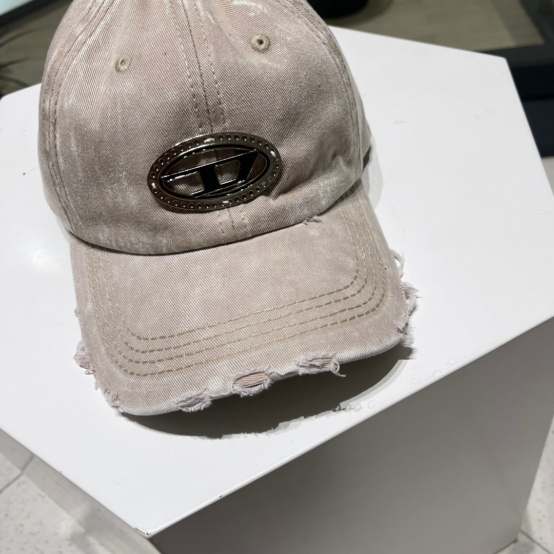  Diesel 迪赛破洞 棒球帽🧢 🔥2093春夏款棒球帽🧢，出街必备超好搭配，高品质 内标齐全，赶紧入