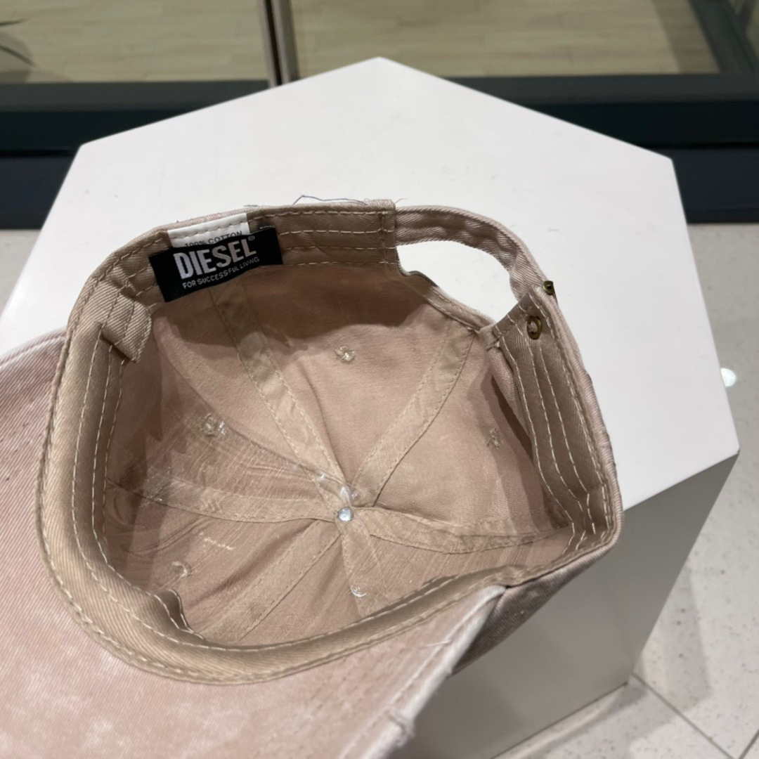  Diesel 迪赛破洞 棒球帽🧢 🔥2093春夏款棒球帽🧢，出街必备超好搭配，高品质 内标齐全，赶紧入