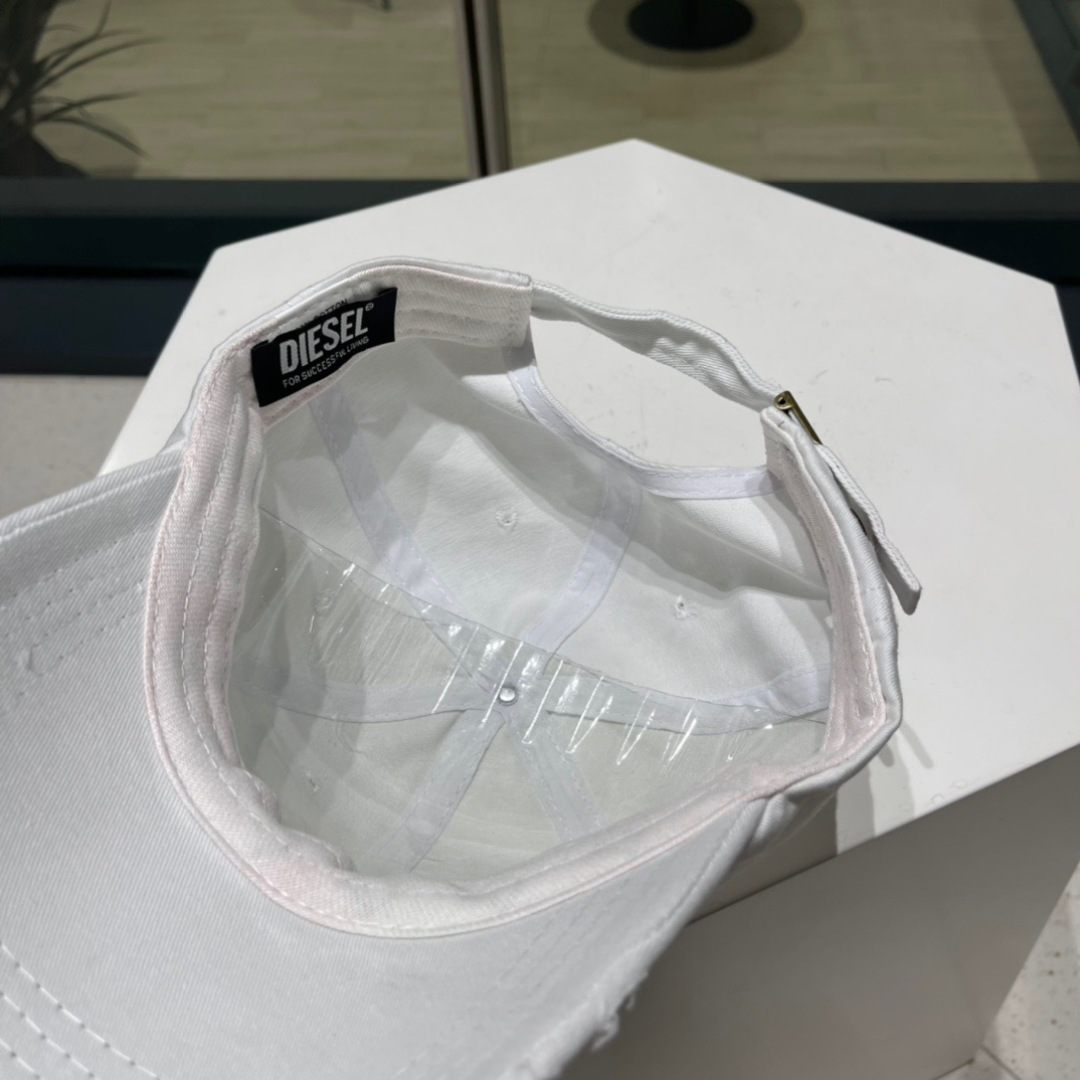  Diesel 迪赛破洞 棒球帽🧢 🔥2093春夏款棒球帽🧢，出街必备超好搭配，高品质 内标齐全，赶紧入