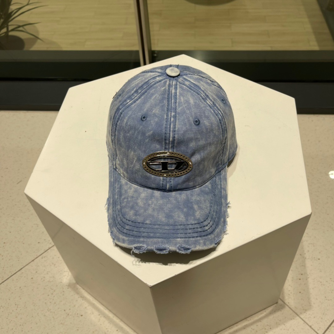  Diesel 迪赛破洞 棒球帽🧢 🔥2093春夏款棒球帽🧢，出街必备超好搭配，高品质 内标齐全，赶紧入