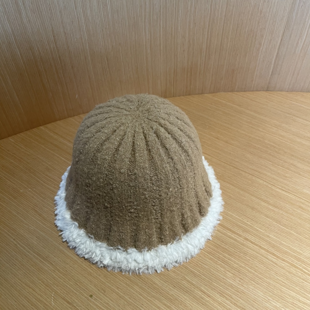 MONCLER蒙口子女冬款2024新款渔夫帽女士秋冬季毛绒百搭防寒保暖盆帽