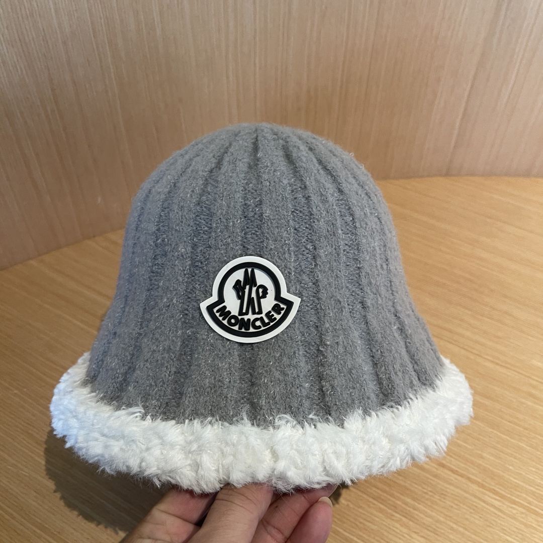 MONCLER蒙口子女冬款2024新款渔夫帽女士秋冬季毛绒百搭防寒保暖盆帽