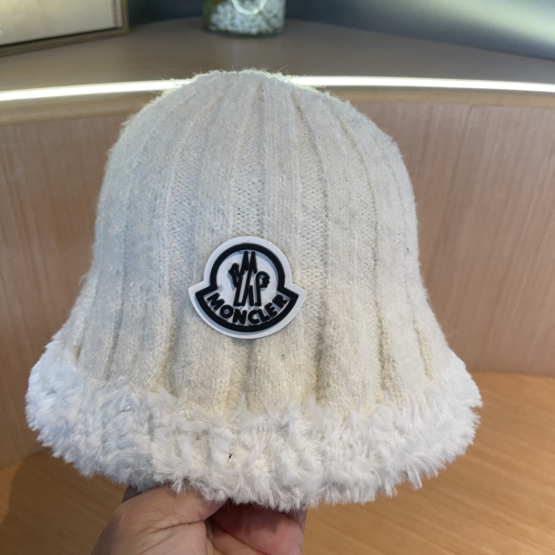 MONCLER蒙口子女冬款2024新款渔夫帽女士秋冬季毛绒百搭防寒保暖盆帽