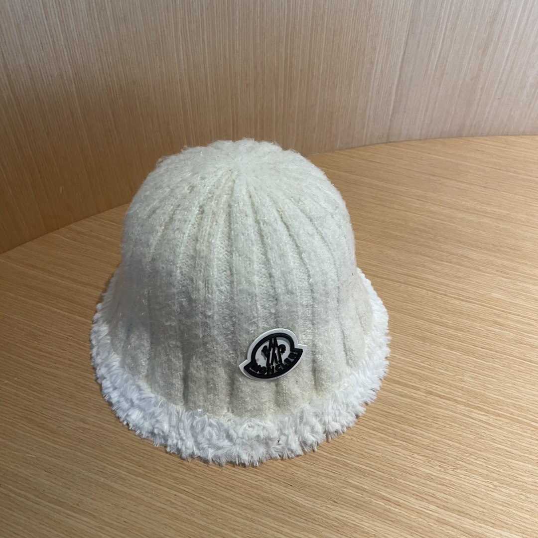 MONCLER蒙口子女冬款2024新款渔夫帽女士秋冬季毛绒百搭防寒保暖盆帽