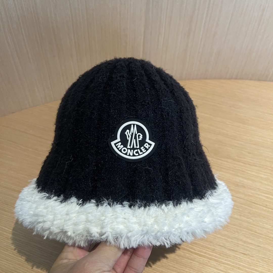 MONCLER蒙口子女冬款2024新款渔夫帽女士秋冬季毛绒百搭防寒保暖盆帽
