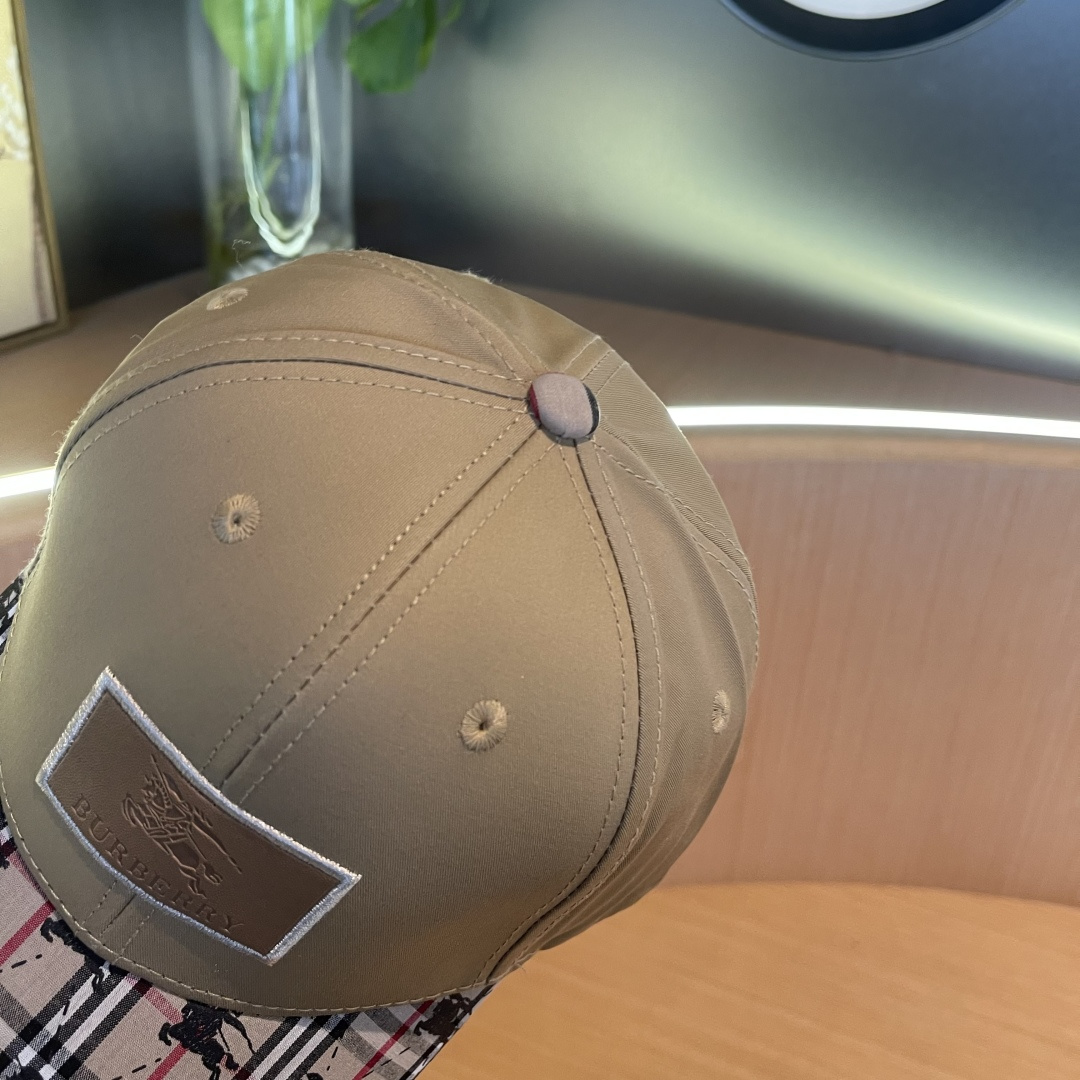  Burberry（巴宝莉）专柜爆款原单棒球帽，11开模订制，立体刺绣，精致无暇！100%纯棉面料，原厂