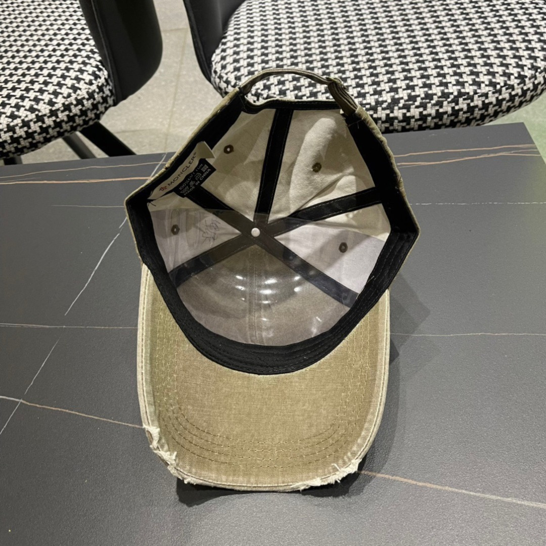  MONCLER 蒙口 春季棒球帽 轻薄进口料子四季都通用👍 特调的帽型就是又挺拔 又显脸小 闭眼入阿铁