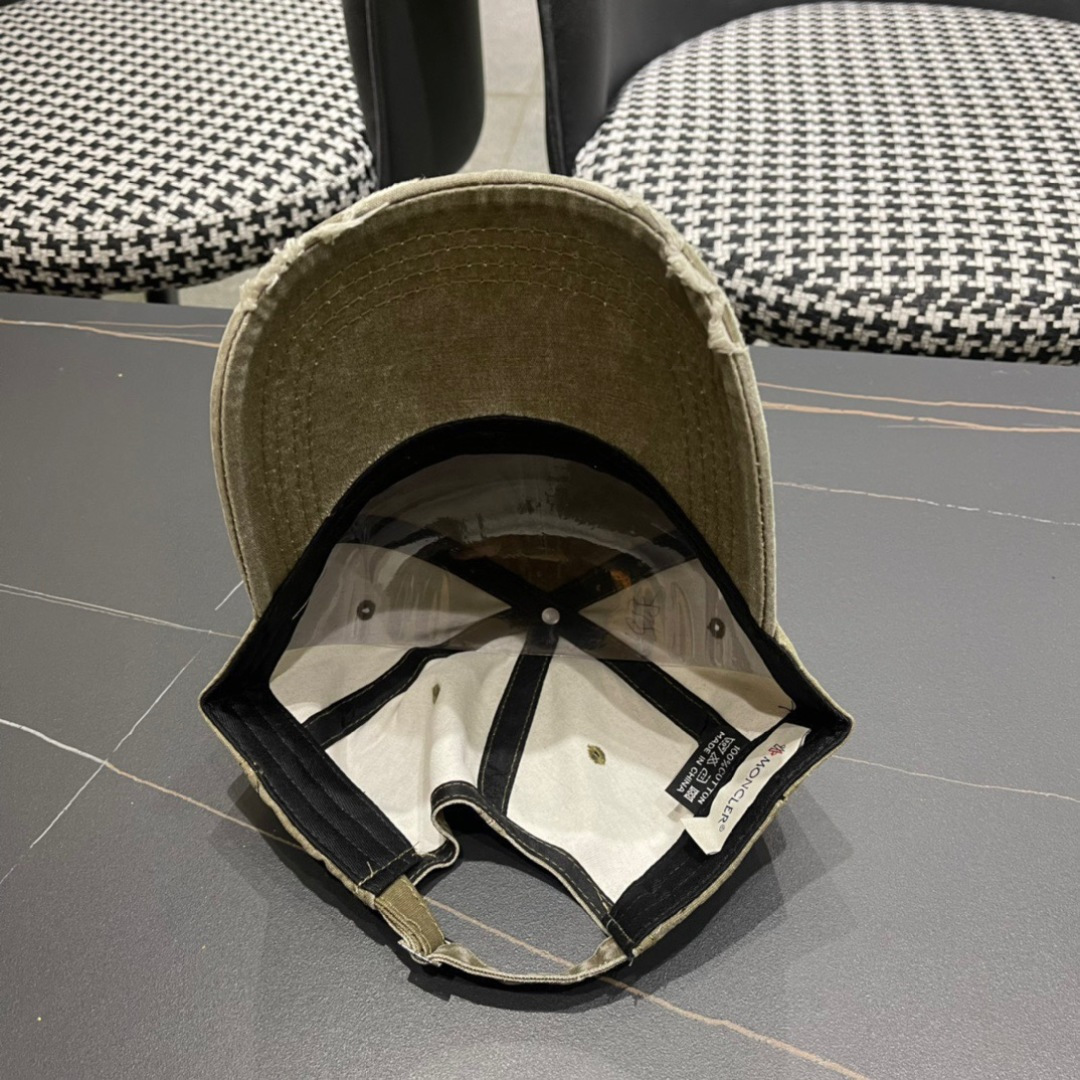  MONCLER 蒙口 春季棒球帽 轻薄进口料子四季都通用👍 特调的帽型就是又挺拔 又显脸小 闭眼入阿铁