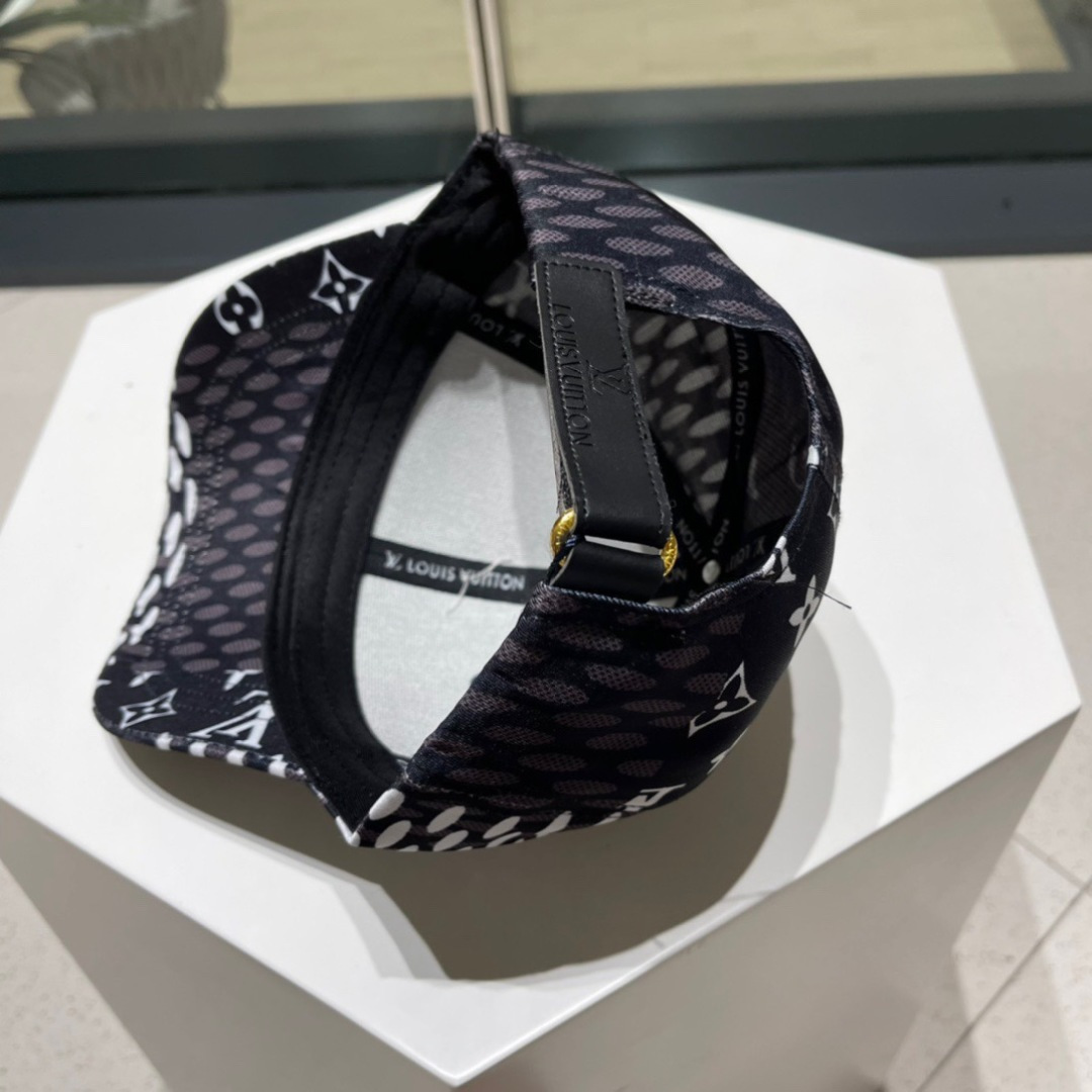NO:220908,LV spring and summer show logo baseball cap snowflake presbyterian baseball cap fisherman hat full of visual sense, hot spring and summer hat fisherman hat baseball cap knit hat, hat, louis vuitton, espadrilles, hats19860909LV春夏秀款满logo棒球帽 雪花老花棒球帽渔夫帽 视觉感十足,春夏爆热单品帽子渔夫帽棒球帽针织帽,帽子,louis vuitton,espadrilles,hats,hat