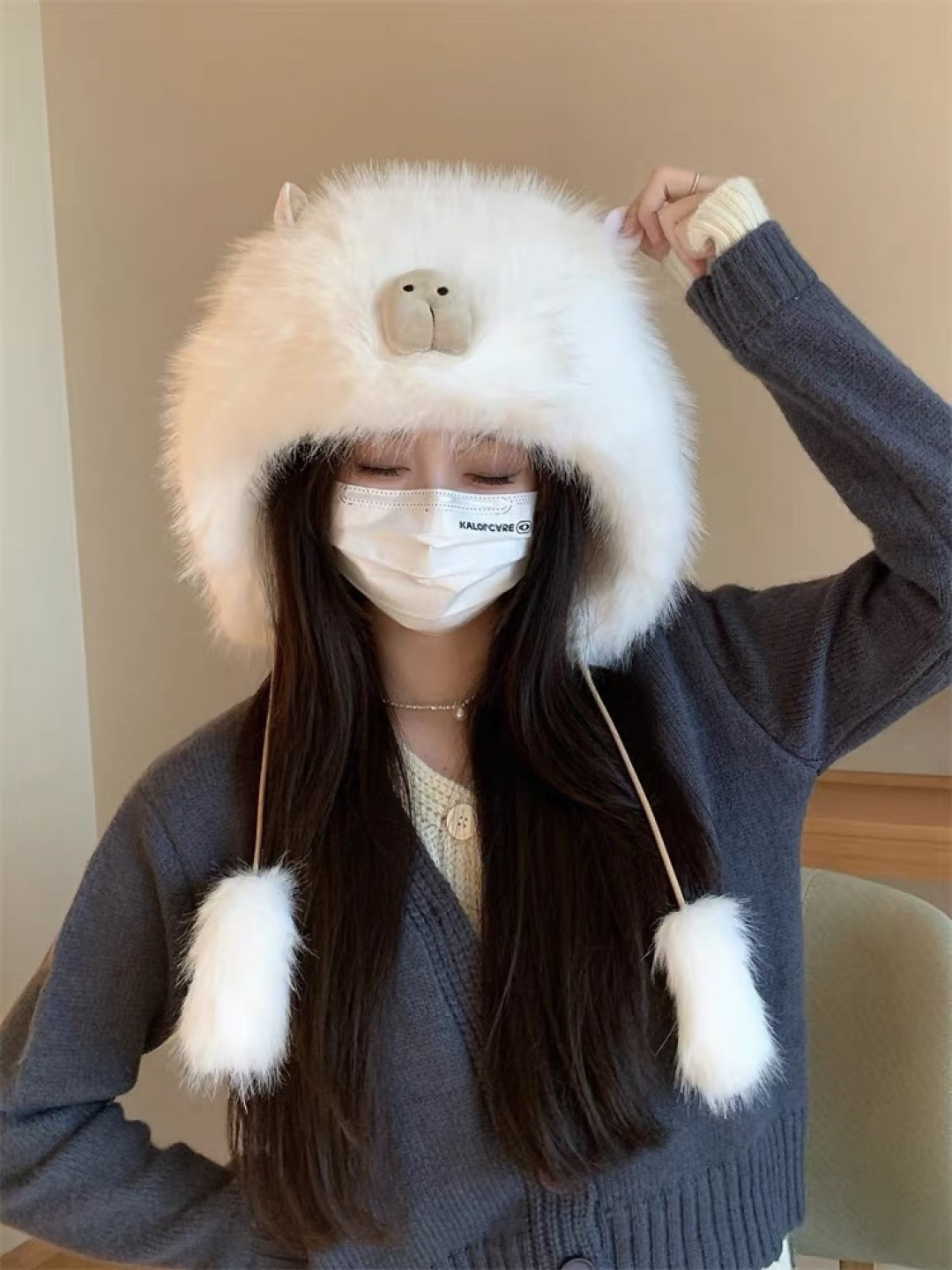 NO:220864,Prada Prada fluffy braid ear protection Lei Feng hat women autumn and winter thickened windproof bicycle hat fisherman hat baseball hat knit hat, hat, prada, prada, espadrilles, hats19860909Prada普拉达毛绒绒辫子护耳雷锋帽女秋冬加厚防风骑车帽子渔夫帽棒球帽针织帽,帽子,prada,prada,espadrilles,hats,hat
