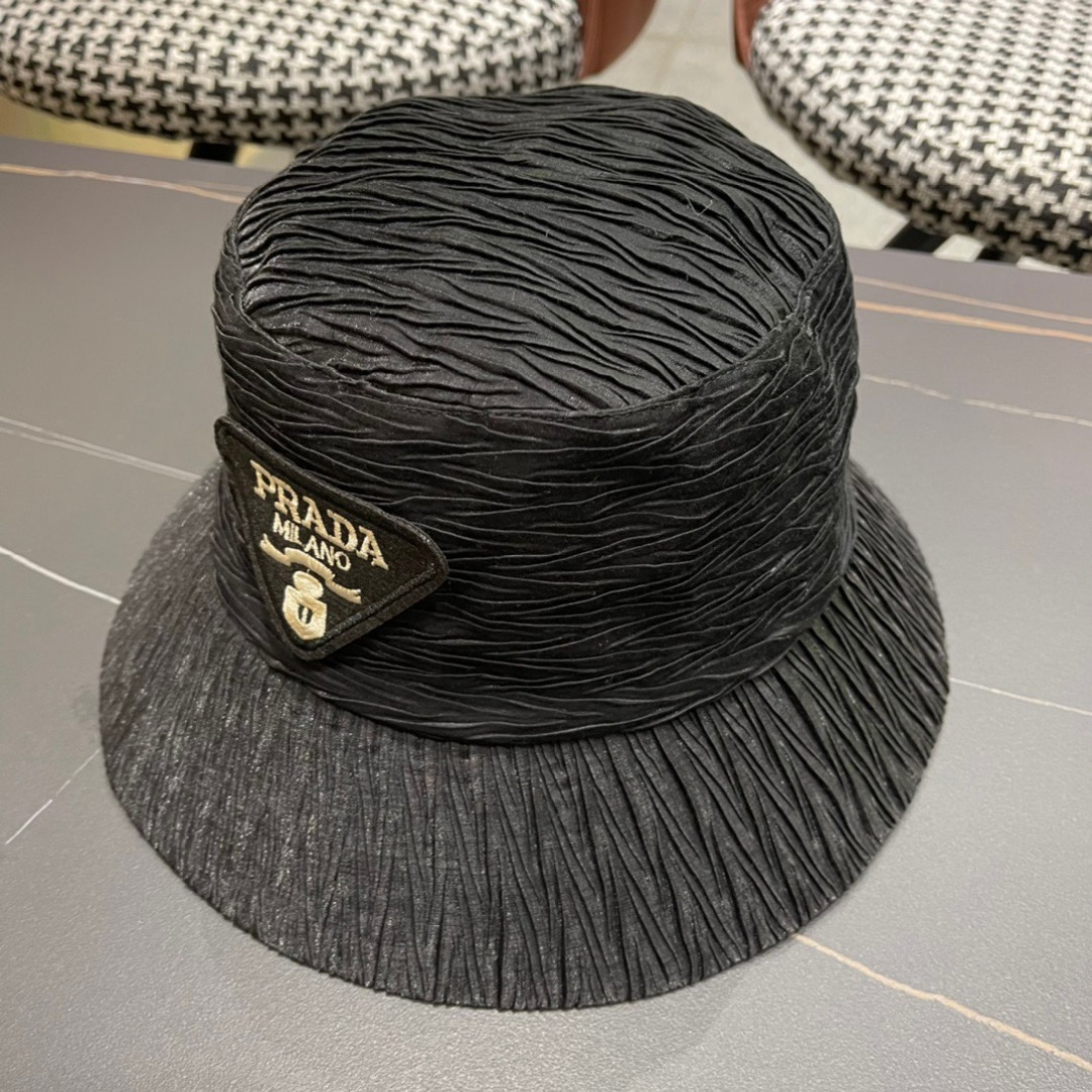 
PRADA普拉达 2024新款大帽檐刺绣遮阳帽，渔夫帽，小红书网红爆款 防紫外线大檐遮脸防晒太阳渔夫帽