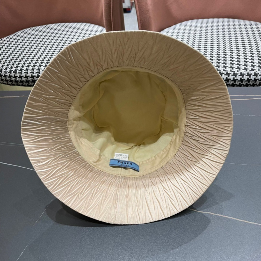 
PRADA普拉达 2024新款大帽檐刺绣遮阳帽，渔夫帽，小红书网红爆款 防紫外线大檐遮脸防晒太阳渔夫帽