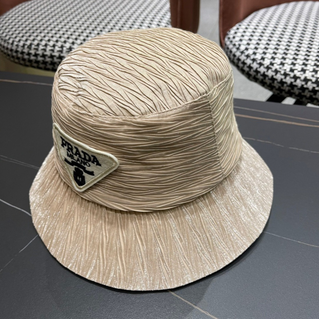 
PRADA普拉达 2024新款大帽檐刺绣遮阳帽，渔夫帽，小红书网红爆款 防紫外线大檐遮脸防晒太阳渔夫帽