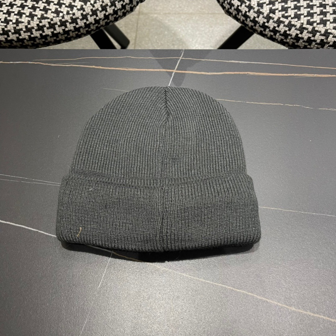 Chanel香奈儿秋冬网红时尚毛线帽，小红书爆款，手感超柔软舒适的针织线帽，