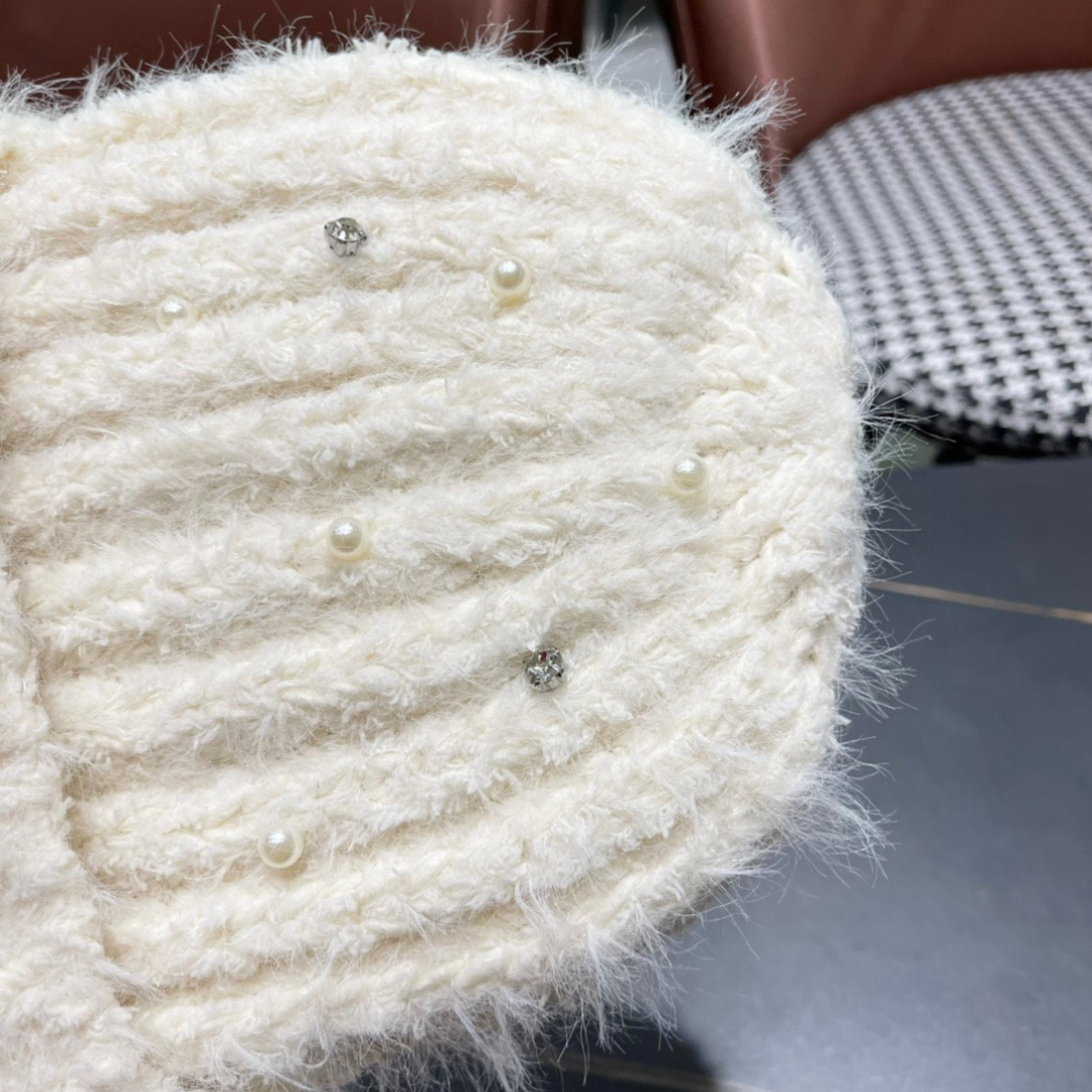 Chanel香奈儿毛绒针织毛线帽大头围有弹性，秋冬季保暖显脸小护耳