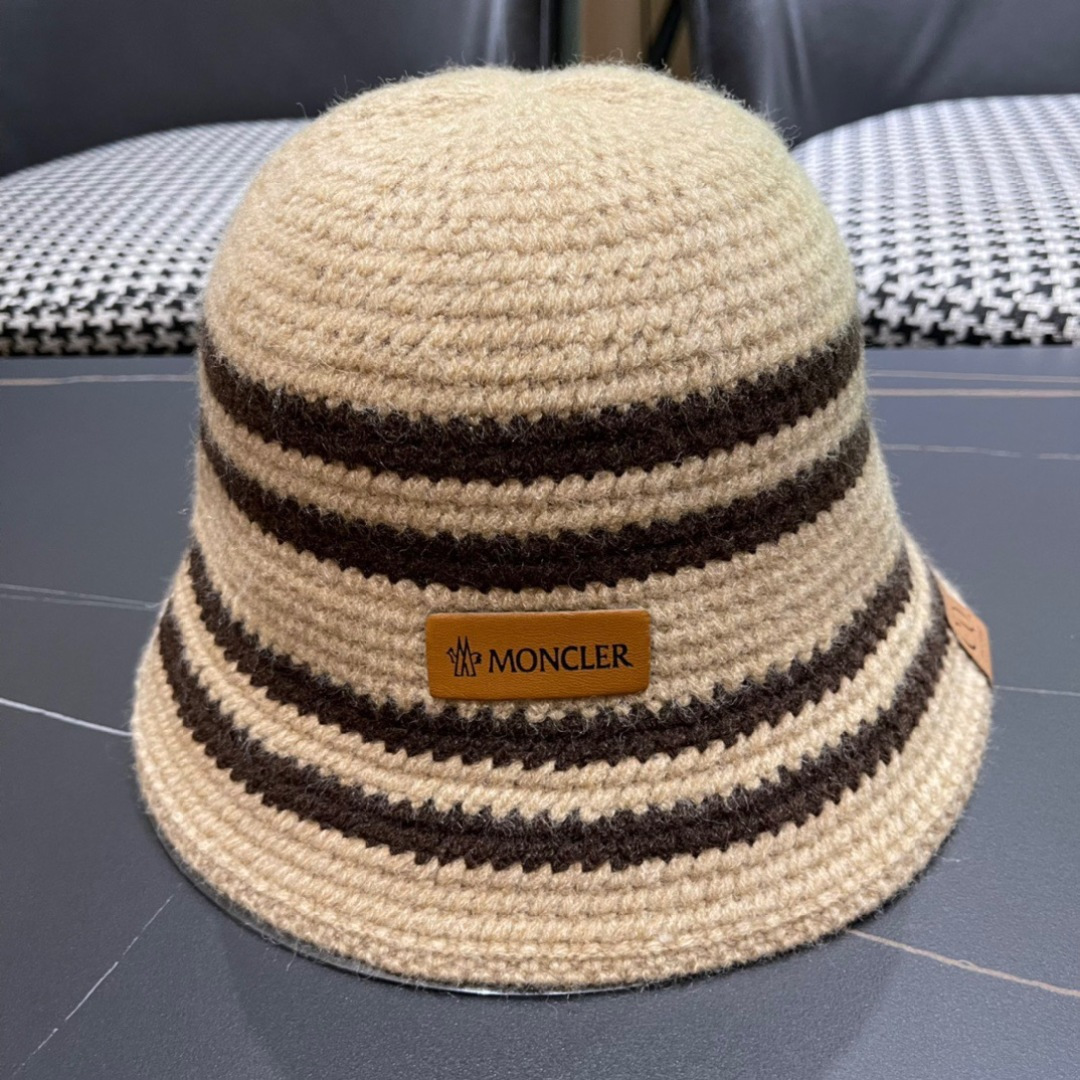 NO:365640,The silhouetted autumn and winter fisherman hat plush warm Korean style versatile face small bucket basin hat trendy hat straw hat fisherman hat baseball hat, hat, Moncler, espadrilles, hats蒙口秋冬款渔夫帽子毛绒保暖韩版百搭显脸小水桶盆帽潮帽子草帽渔夫帽棒球帽,帽子,Moncler,espadrilles,hats,hat