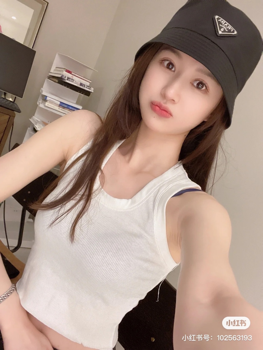 NO:219054,Prada Fisherman Hat PRADA Fisherman New Style Fisherman Hat Simple and Fashionable Style Beautiful and generous, Hat Fisherman Hat Baseball Hat Knitted Hat, Hats, Prada, Prada, espadrilles, Hats19860909普拉达渔夫帽PRADA渔夫 名媛新款渔夫帽 简约时尚款 唯美大方,帽子渔夫帽棒球帽针织帽,帽子,prada,prada,espadrilles,hats,hat