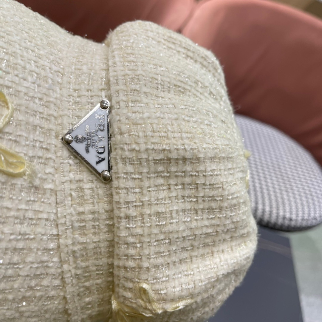 【普拉达】2024早秋新款网红贝雷帽新款出货，大牌款超好搭配，赶紧入手！