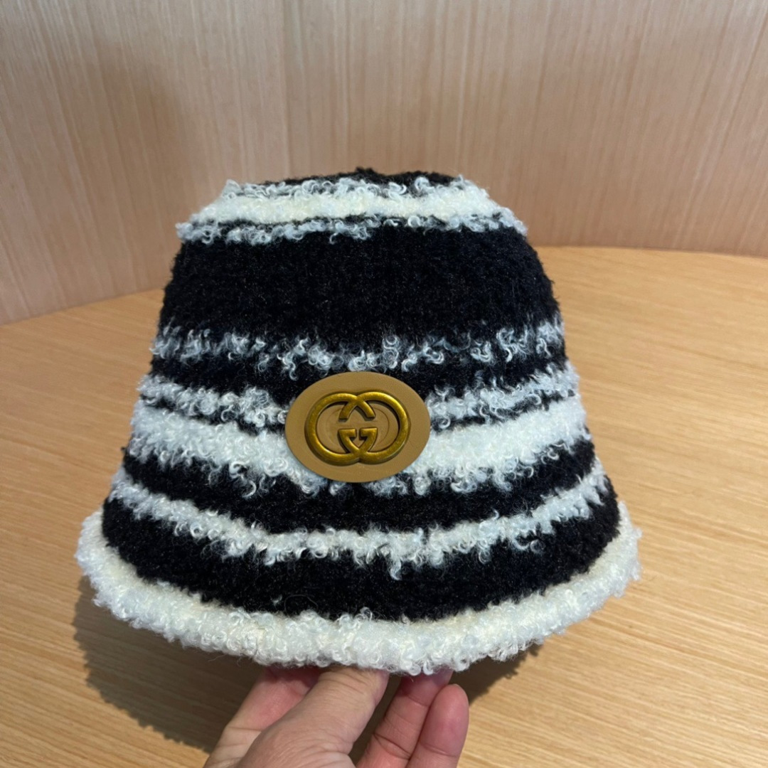 GUCCI古奇拼色渔夫帽2024秋冬新款女显脸小保暖帽