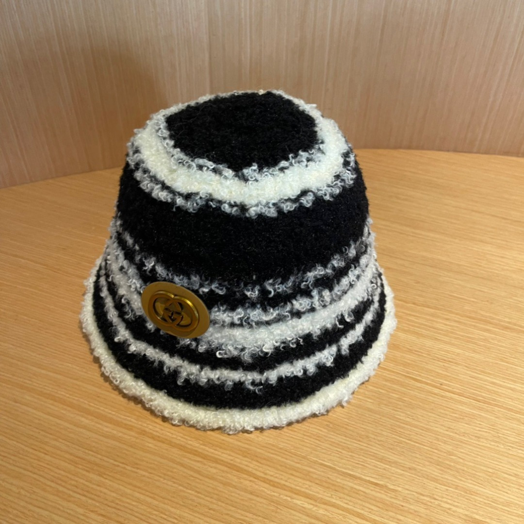 GUCCI古奇拼色渔夫帽2024秋冬新款女显脸小保暖帽