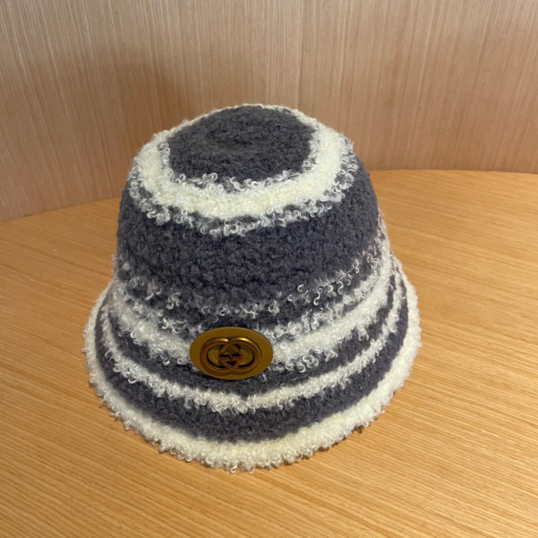 GUCCI古奇拼色渔夫帽2024秋冬新款女显脸小保暖帽