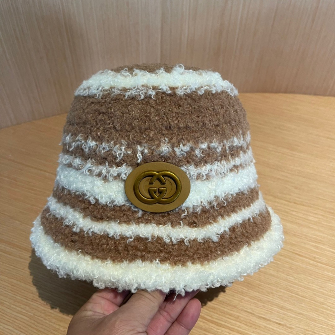 GUCCI古奇拼色渔夫帽2024秋冬新款女显脸小保暖帽