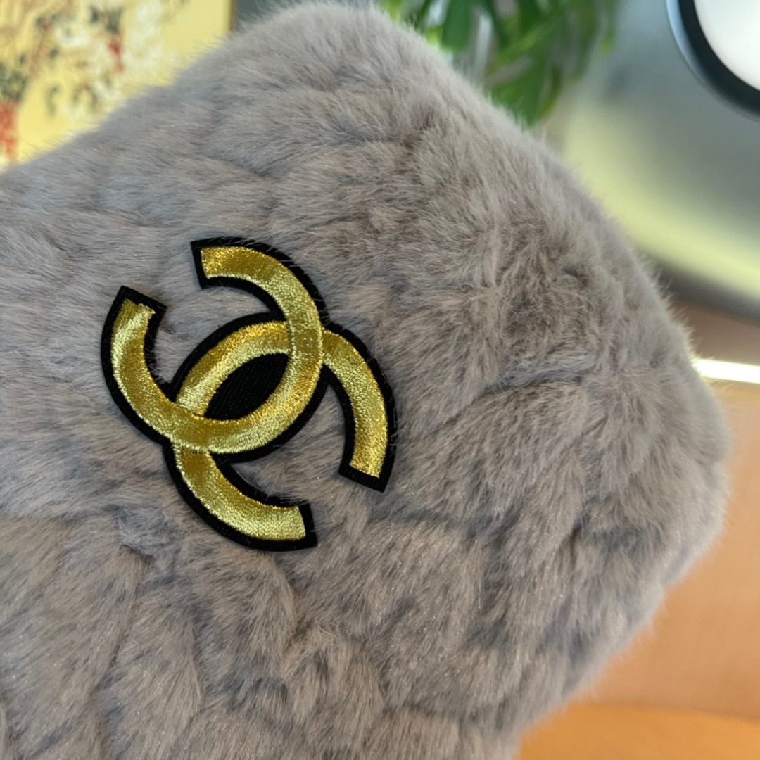 Chanel香奈儿 2024秋冬款渔夫帽毛绒保暖韩版百搭显脸小