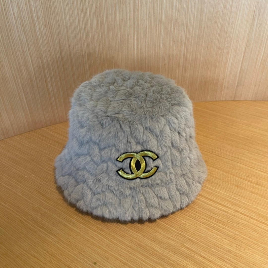 NO:366091,Chanel Chanel autumn and winter fisherman hat plush warm Korean style versatile face-showing small hat fisherman hat baseball hat knit hat, hat, chanel, chanel, espadrilles, hatsChanel香奈儿 秋冬款渔夫帽毛绒保暖韩版百搭显脸小帽子渔夫帽棒球帽针织帽,帽子,chanel,chanel,espadrilles,hats,hat