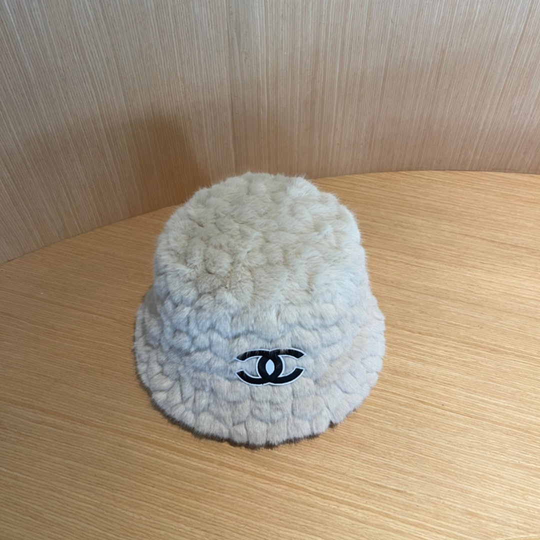Chanel香奈儿 2024秋冬款渔夫帽毛绒保暖韩版百搭显脸小