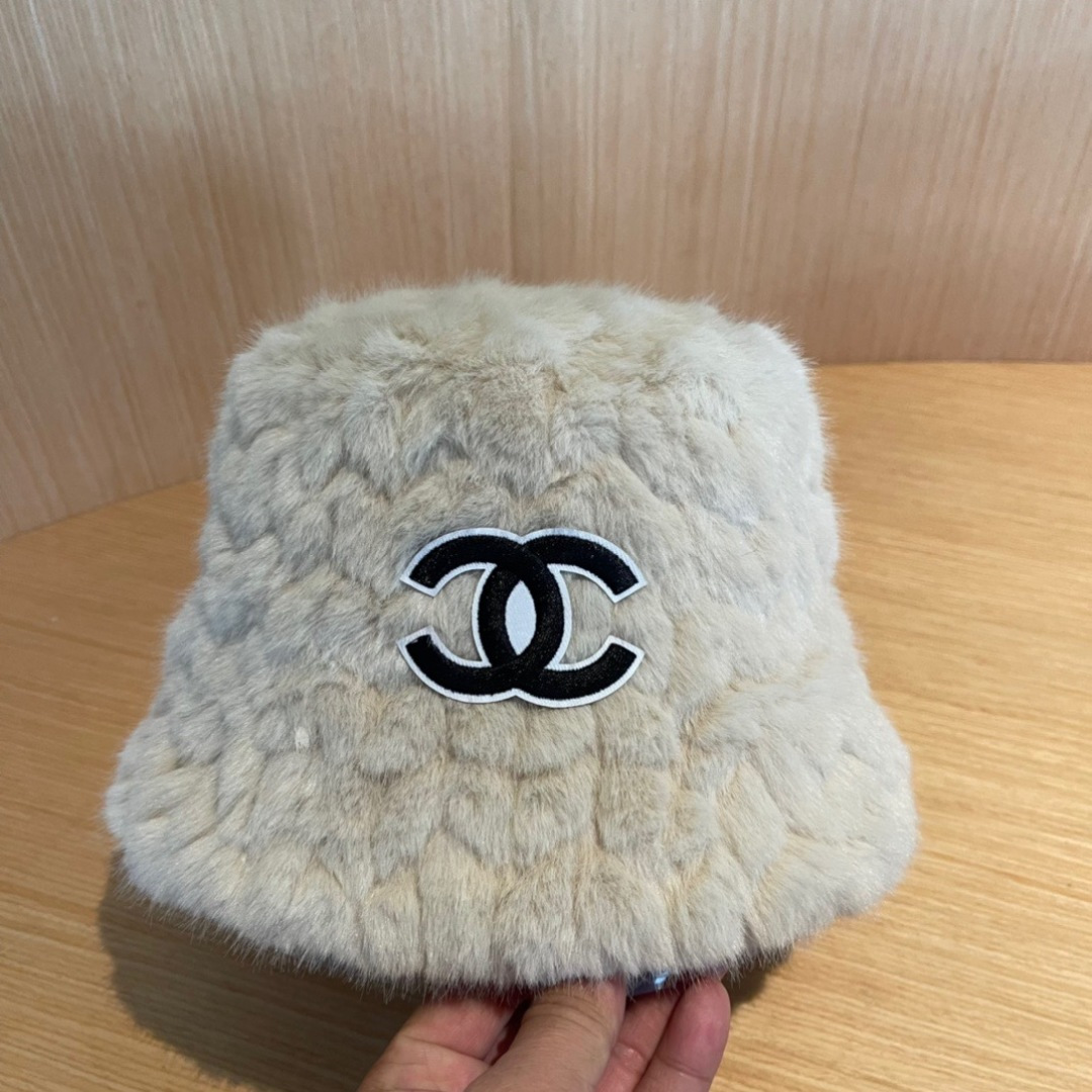 Chanel香奈儿 2024秋冬款渔夫帽毛绒保暖韩版百搭显脸小