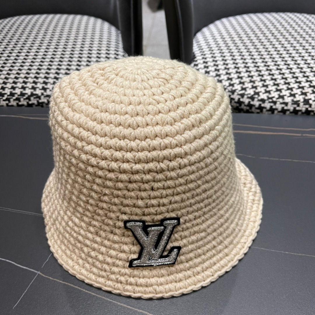 NO:222136,Hat Fisherman's hat Baseball hat Knitted hat LV Louis Vuitton Fall and winter new knitted wool hat, hand-catch fisherman's hat, black cami three-color, hat, louis vuitton, louis vuitton, espadrilles, hats19860909帽子渔夫帽棒球帽针织帽 LV 路易威登 秋冬新款针织毛线帽,手抓渔夫帽,黑 卡米三色,帽子,louis vuitton,louis vuitton,espadrilles,hats,hat