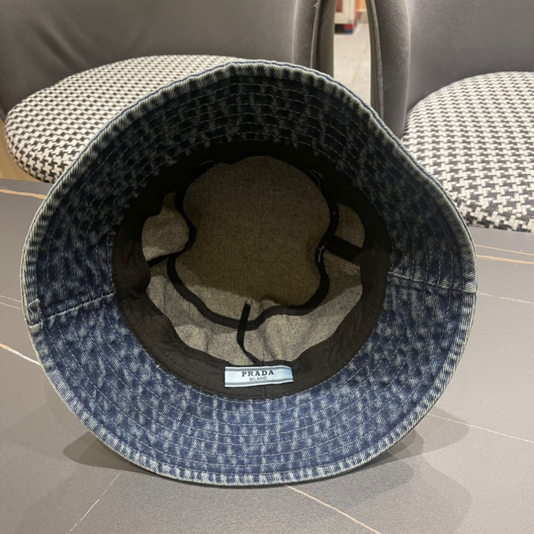  PRADA普拉达牛仔渔夫帽，遮阳防晒帽，头围57cm