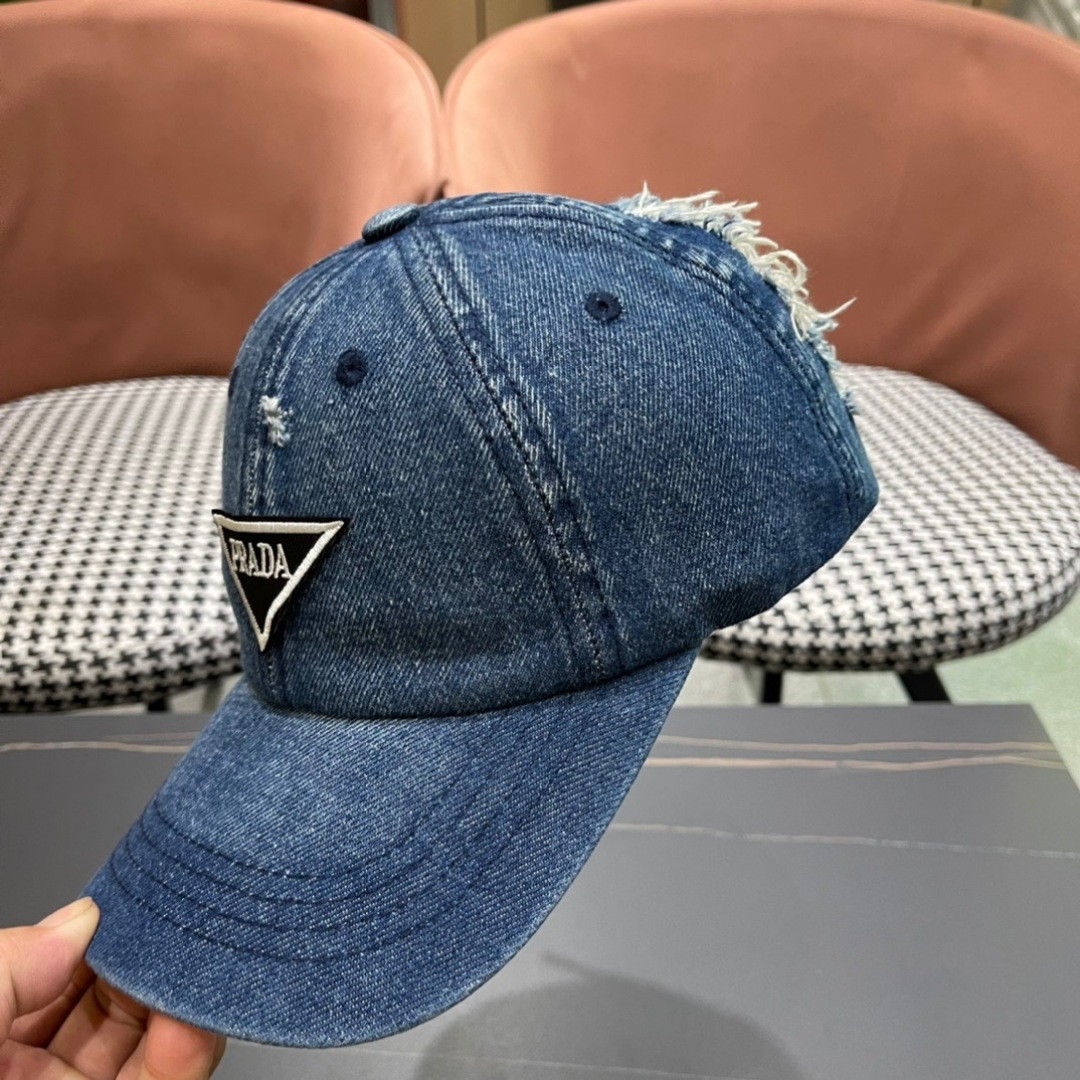  普拉达 PRADA 新品经典牛仔破洞棒球帽时尚潮流，高端做工！细节看实拍哦