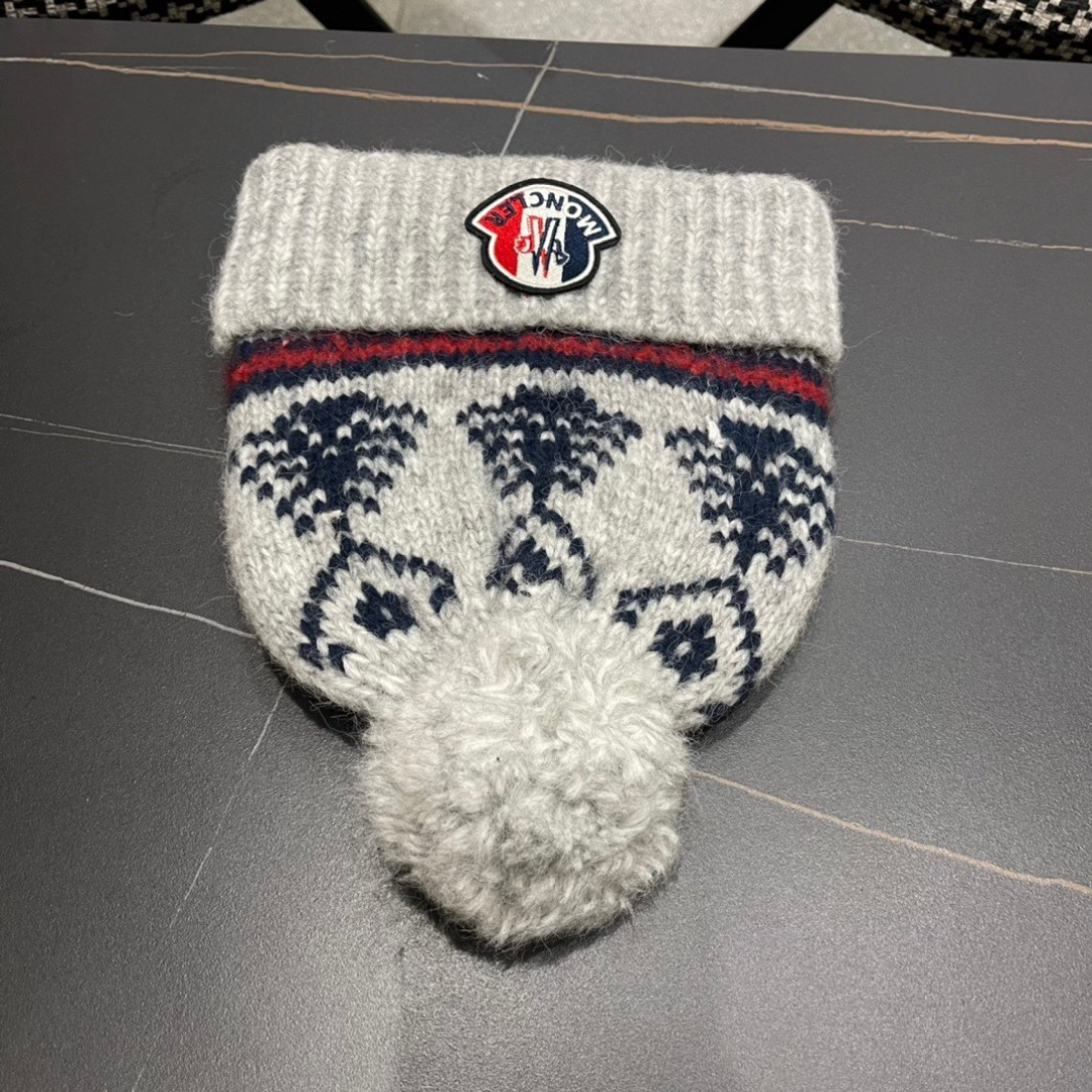   【MONCELER蒙口】秋冬新款可爱大毛球针织毛线帽，出街超好搭配！