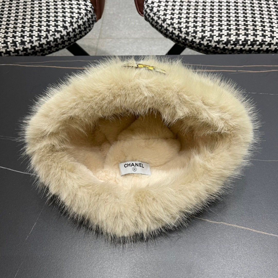 Chanel香奈儿新款复古花豹纹防貂毛边渔夫帽，轻奢风，秋冬最佳搭配